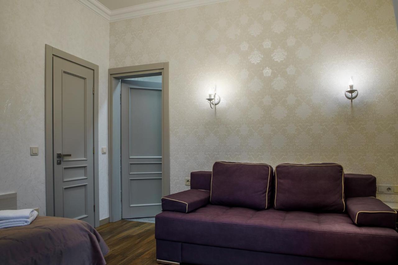 Aparthotel Mini Barvy Lvova On Hnatyuka St.