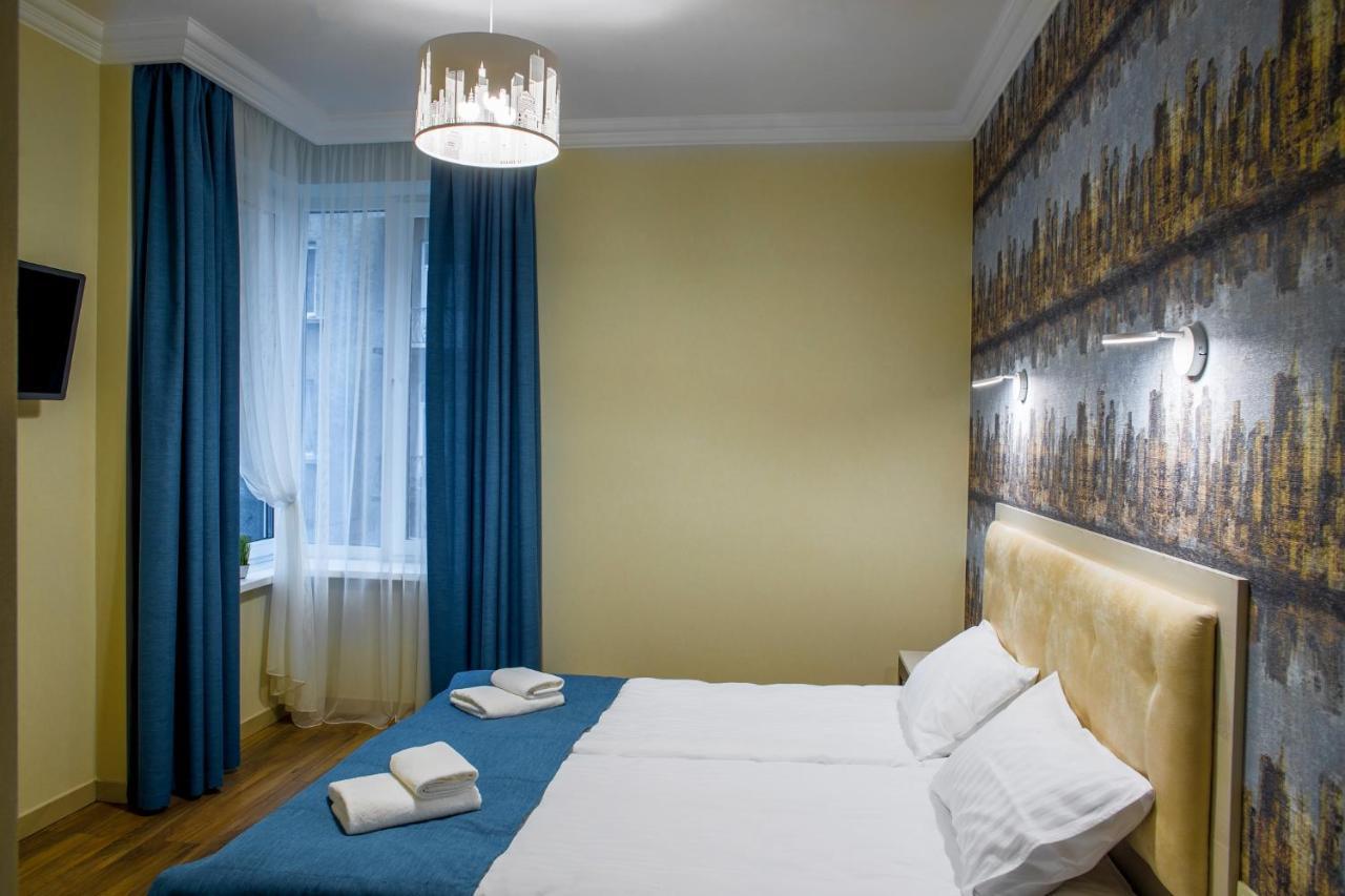 Hotel apartamentowy Mini Barvy Lvova On Hnatyuka St. *