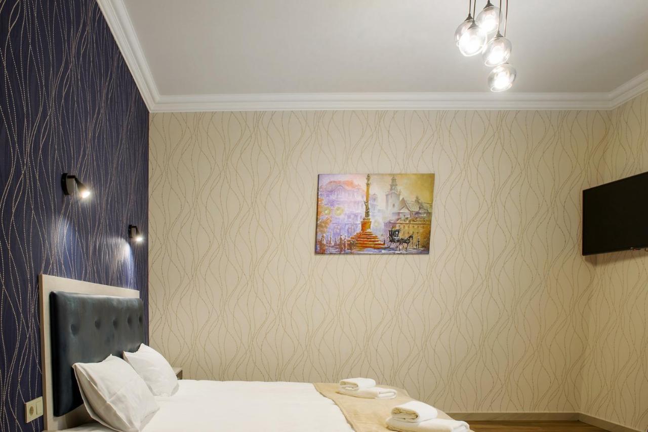 Mini Barvy Lvova On Hnatyuka St. Aparthotel